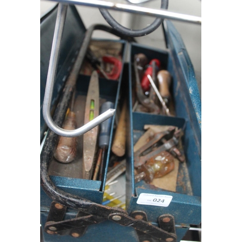 24 - METAL TOOLBOX WITH TOOLS