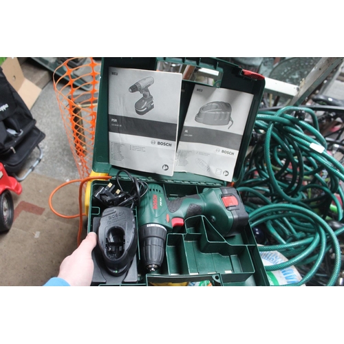 60 - CASED BOSCH CORDLESS DRILL   MONEY BACK GUARANTEE VENDOR SAYS DEFINATLEY WORKING
