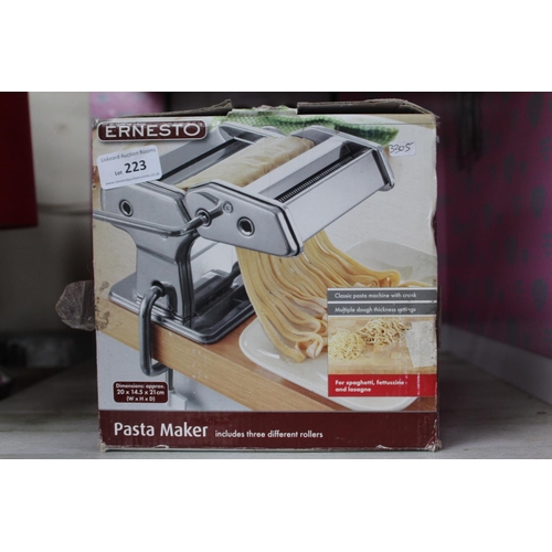 223 - BOXED PASTA MAKER