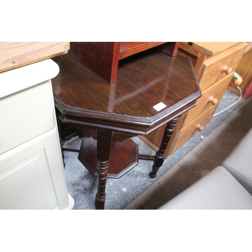 488 - MAHOGANY LATE VICTORIAN OAK 2 TIER TABLE