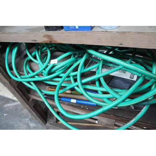 82 - LARGE LENGTH GREEN HOSE PIPE