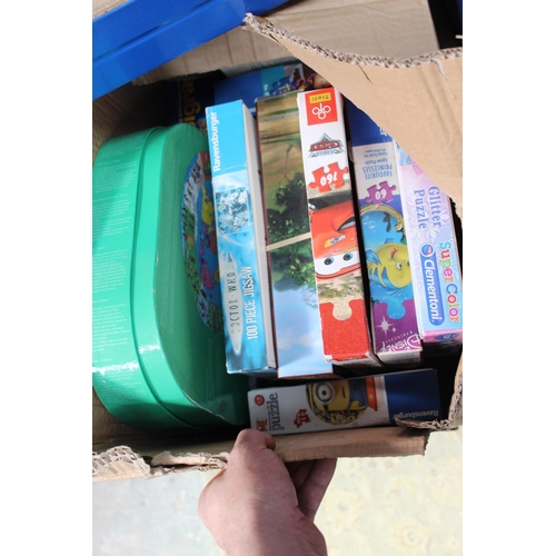 411 - BOX OF CHILDRENS GAMES