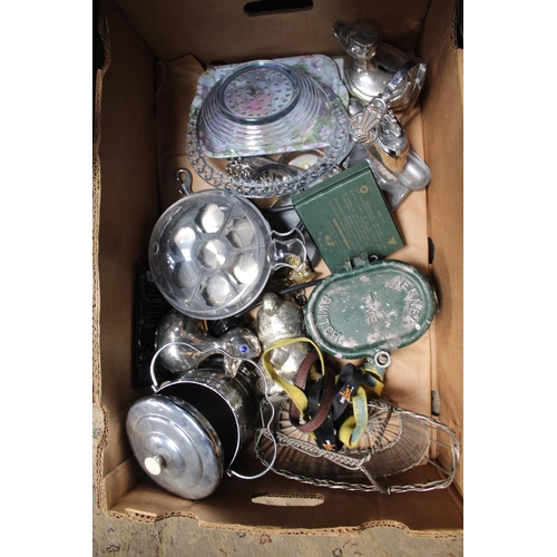 437 - BOX OF GLASSWARE, WIRE BASKETS, ICE BUCKETS ETC