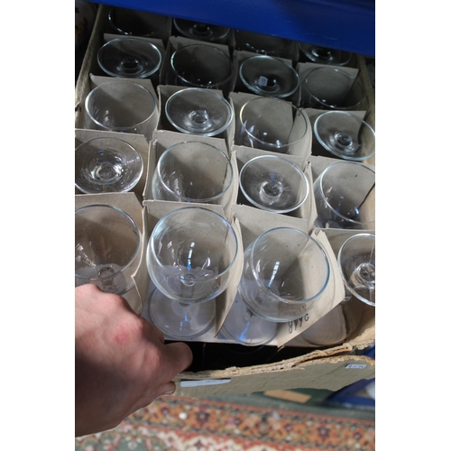 463 - LARGE BOX OF WINE GLASSES