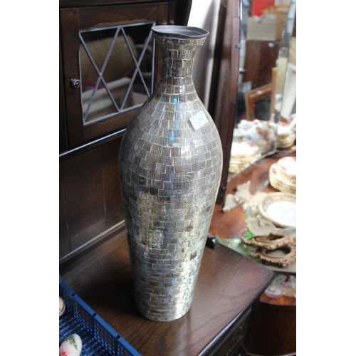 501 - LARGE GLITTER VASE