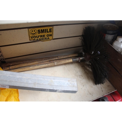 90 - QTY OF CHIMNEY SWEEP BRUSHES