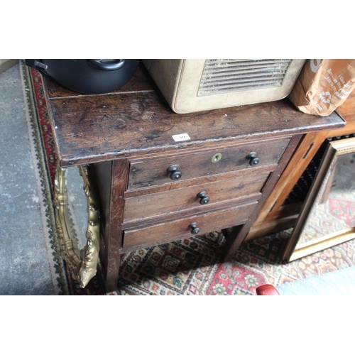 577 - OAK 3 DRAWER TABLE CABINET