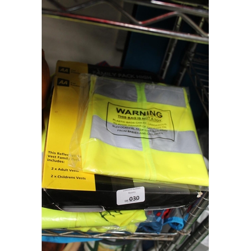 30 - QUANTITY OF HIGH VIZ JACKETS