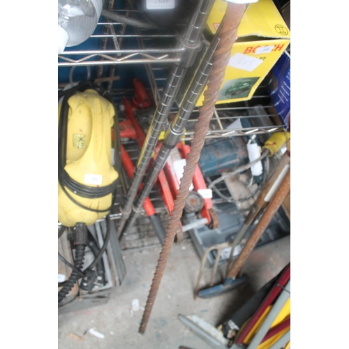 51 - VERY LONG HAMMER DRILL BIT