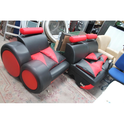 725 - RED AND BLACK CORNER SUITE WITH CUSHIONS