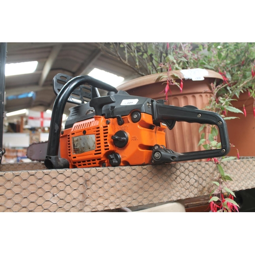 109 - OLEO MAC 945 PETROL CHAINSAW     FULL WORKING ORDER