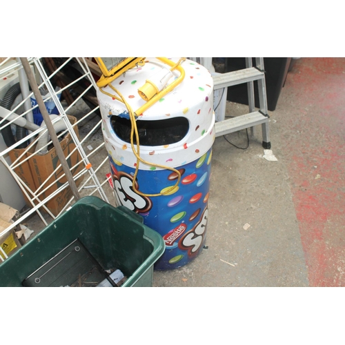 205 - SMARTIES BIN