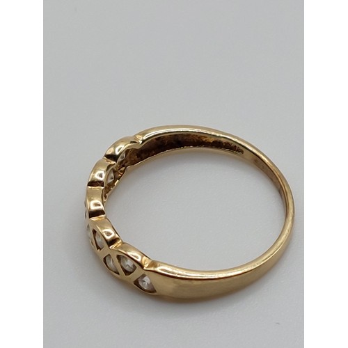 368 - 9ct GOLD GEMSET DRESS RING. SIZE ‘R’ HALLMARKED