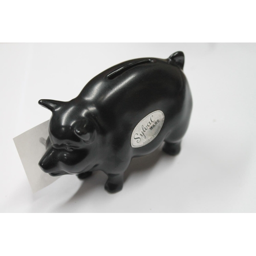 486 - SYLVAC PIG MONEY BOX AND PANDA