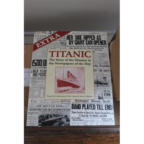 543 - TITANIC STORY NEWSPAPER BOOK