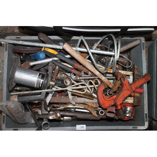 182 - LARGE QTY OF ASSORTED TOOLS