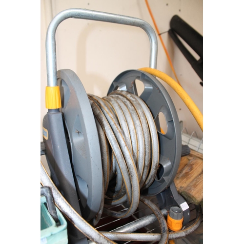 10 - HOSE ON REEL