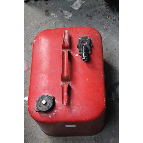 39 - RED METAL BOAT FUEL TANK