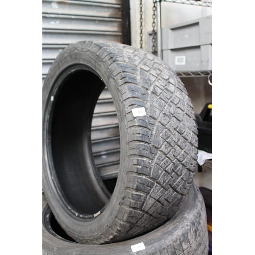 6 - 1 ALL TERRAIN TYRE 275 40 20
GOOD TREAD DEPTH