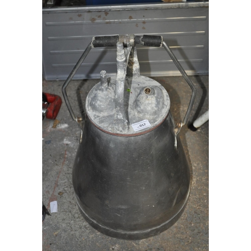 17 - STAINLESS STEEL CHURN WITH LID