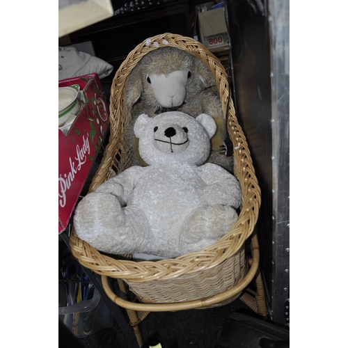 812 - WICKER MOSES BASKET WITH 2 TEDDIES