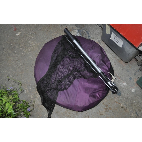 41 - POP UP FISHING TENT AND FOLDING LANDING NET