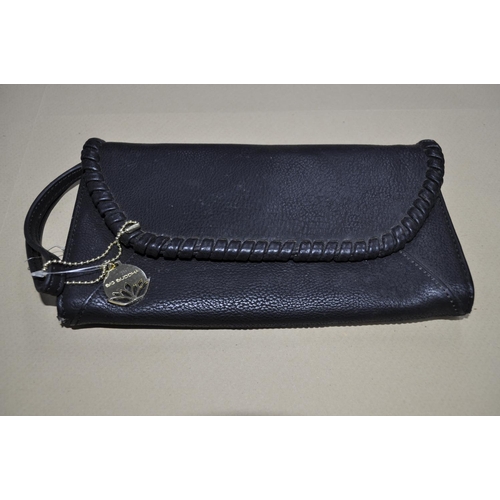 423 - BIG BUDDHA CLUTCH BAG