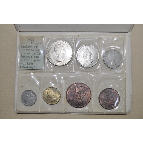 429 - WALLET RICHMOND UPON THAMES BRANCH NALGO PRESENTATION PACK ELIZABETH II 1967 COINAGE