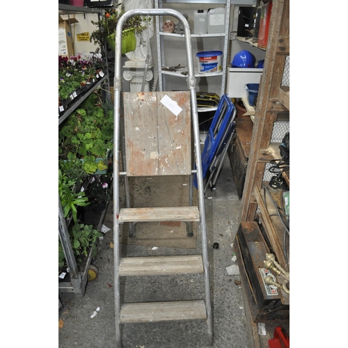136 - ALUMINIUM FOLDING LADDER