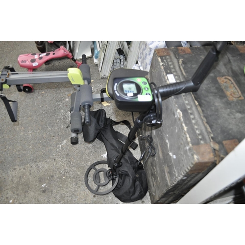 183 - METAL DETECTOR