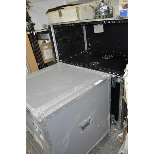 204 - 3 X LARGE FLIGHT CASES