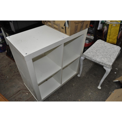 782 - WHITE 4 SECTION DISPLAY CABINET