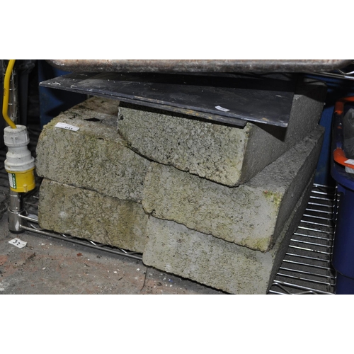 31 - 5 X CONCRETE BLOCKS