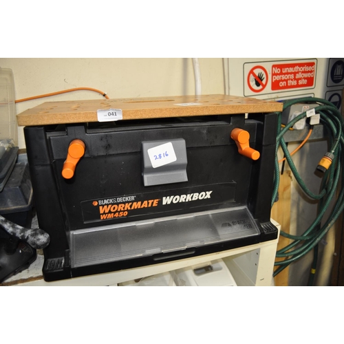 41 - BLACK AND DECKER WORKMATE/WORK BOX WM450