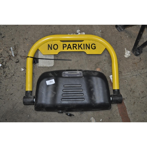 63 - NO PARKING WHEEL CLAMP WITH KEY