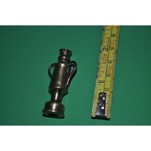 30 - TRENCHART BULLETT PRESENTATION CUP 12.9G    4.8CM