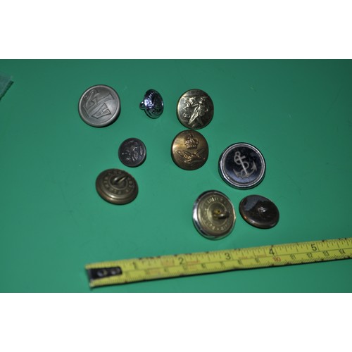 35 - BAG OF 9 MIXED MILITARY BUTTONS