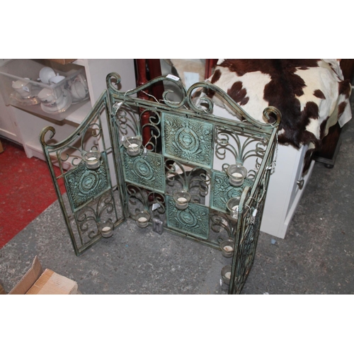 800 - FOLDING WROUGHT IRON CANDLE SCREEN
COMPLETE WITH ALL CANDLE HOLDERS