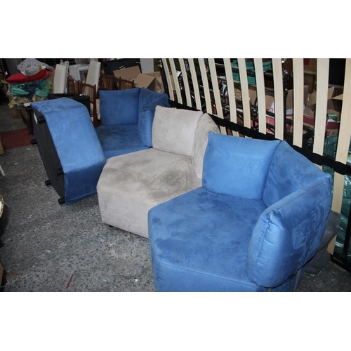 821 - HEXAGONAL SOFA SUITE