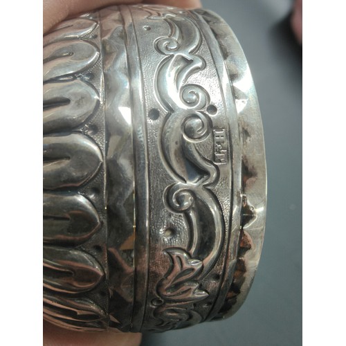 84 - HILLARD AND THOMPSON BIRMINGHAM 1890 SOLID SILVER BON BON DISH 57.8G     3.25 INCH  DIA X 1.75 INCH ... 