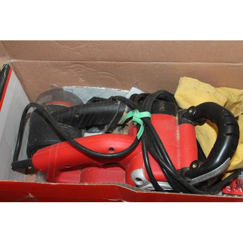 55 - BLACK AND DECKER BOXED BELT SANDER