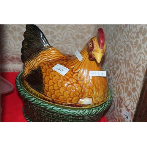 519 - CERAMIC CHICKEN EGG CROCK