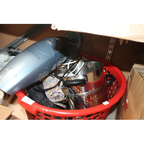 287 - TUB OF ASSORTED ELECTRICAL KITCHEN ITEMS