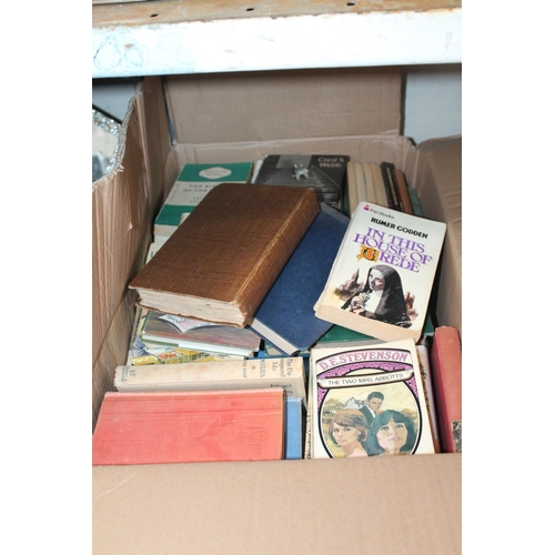 313 - LARGE BOX OF ASSORTED BOOKS