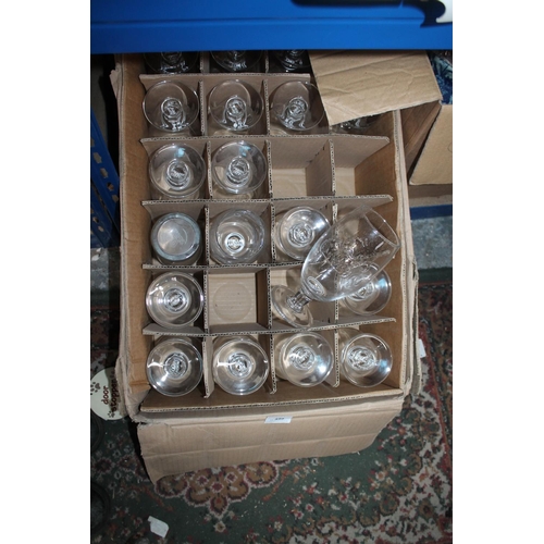 399 - BOX OF STELLA ARTOIS BEER CHALICES