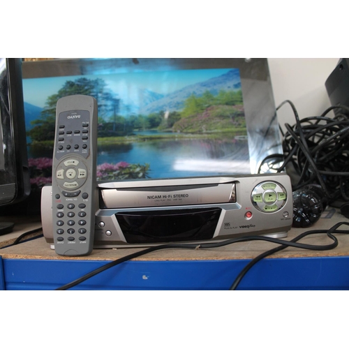 410 - NIKAM VIDEO RECORDER   WITH REMOTE