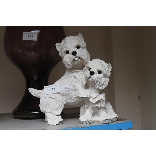 527 - FIGURE OF A PAIR OF SCOTTIE DOGS