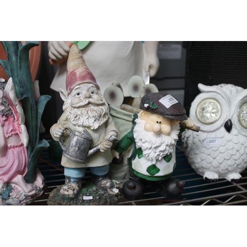 78 - 2 X RESIN GARDEN GNOMES