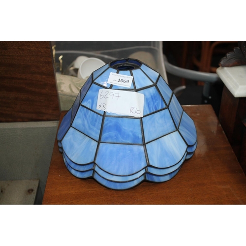 1069 - 3 X BLUE LEADED GLASS LAMP SHADES