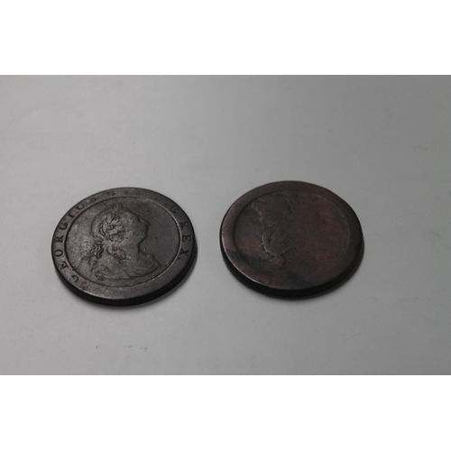 701 - 2 X CARTWHEEL PENNIES
1 USUAL WORN CONDITION 
THE OTHER IS GOOD CLEAR CONDITION  PROB 